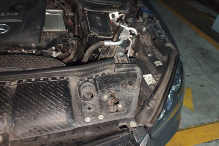 Used Mercedes-Benz GLE New Energy 2021 GLE 350 e 4MATIC Engine Bay Left