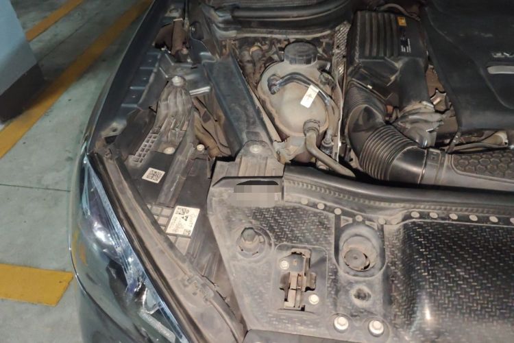 Used Mercedes-Benz GLE New Energy 2021 GLE 350 e 4MATIC Engine Bay Right