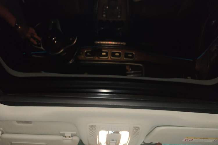 Used Mercedes-Benz GLE New Energy 2021 GLE 350 e 4MATIC Headliner