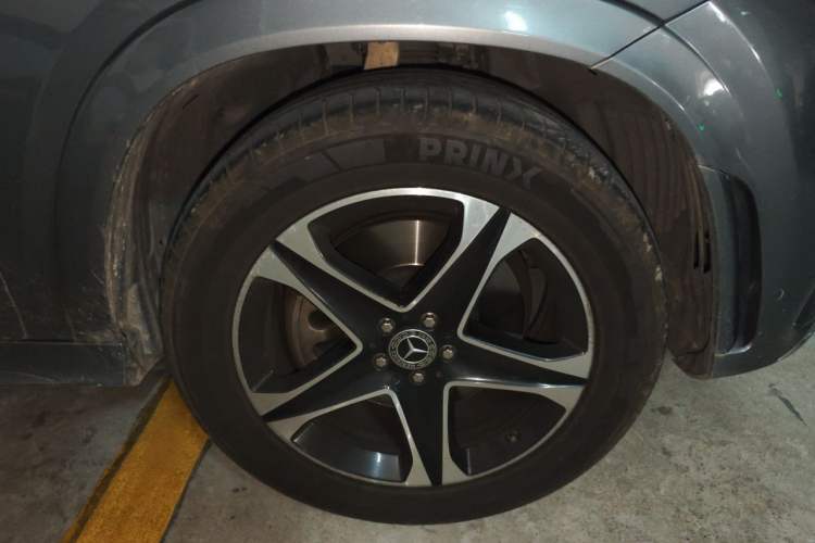 Used Mercedes-Benz GLE New Energy 2021 GLE 350 e 4MATIC Right Front Wheel Hub