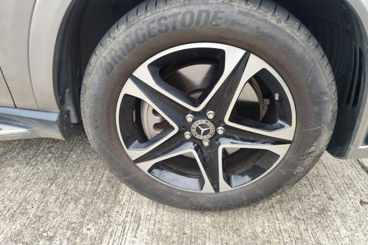 Used Mercedes-Benz GLE New Energy 2021 GLE 350 e 4MATIC Right Front Wheel Hub