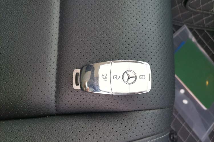 Used Mercedes-Benz GLE New Energy 2021 GLE 350 e 4MATIC Coupe SUV Interior 1