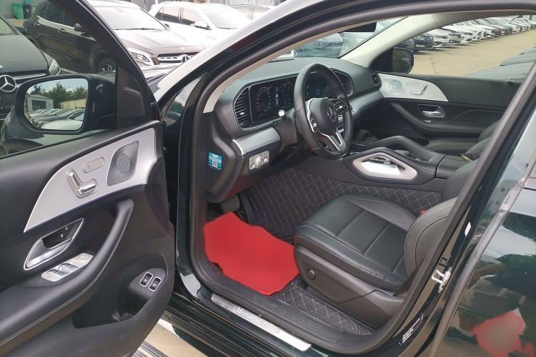 Used Mercedes-Benz GLE New Energy 2021 GLE 350 e 4MATIC Coupe SUV Interior 3