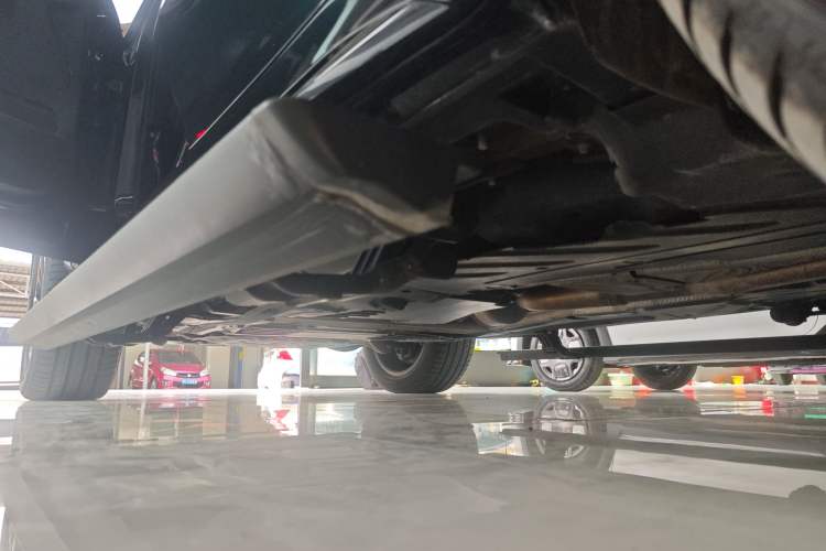 Used Mercedes-Benz GLE New Energy 2021 GLE 350 e 4MATIC Coupe SUV Left Side Sill