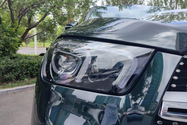 Used Mercedes-Benz GLE New Energy 2021 GLE 350 e 4MATIC Right Front Headlight