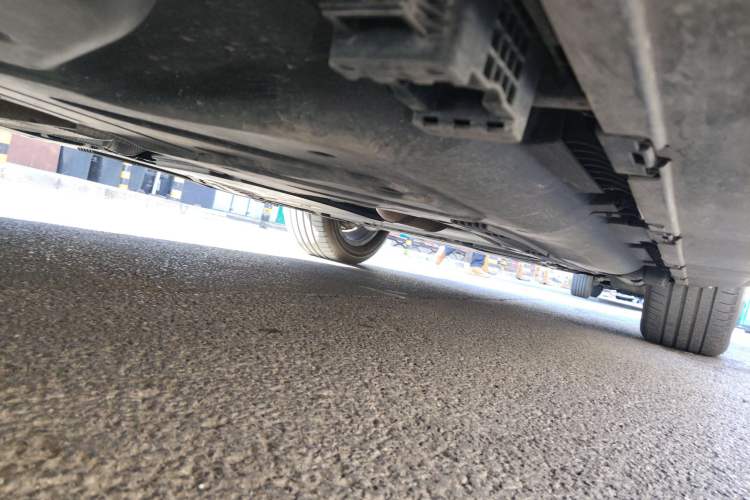 Used Mercedes-Benz GLE New Energy 2021 GLE 350 e 4MATIC Chassis Rear Right