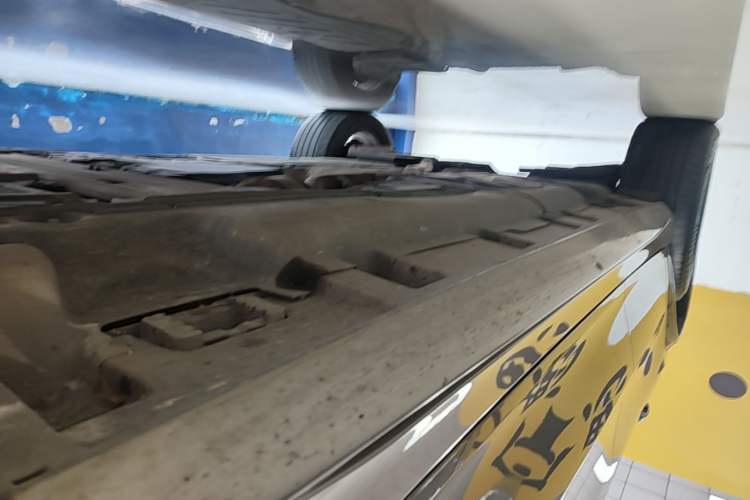 Used Mercedes-Benz GLE New Energy 2021 GLE 350 e 4MATIC Right Side Sill