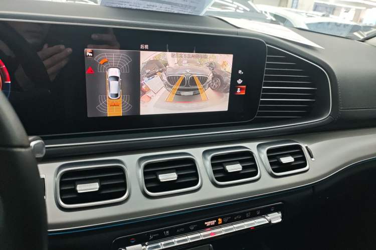 Used Mercedes-Benz GLE New Energy 2021 GLE 350 e 4MATIC Coupe SUV Audio And AC Panel