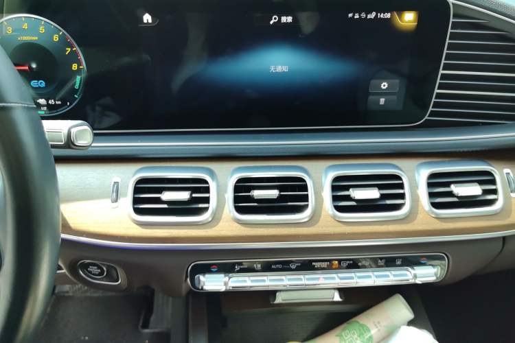 Used Mercedes-Benz GLE New Energy 2021 GLE 350 e 4MATIC Audio And AC Panel