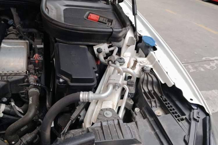 Used Mercedes-Benz GLE New Energy 2021 GLE 350 e 4MATIC Engine Bay Left