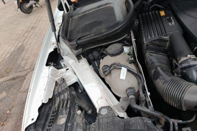 Used Mercedes-Benz GLE New Energy 2021 GLE 350 e 4MATIC Engine Bay Right