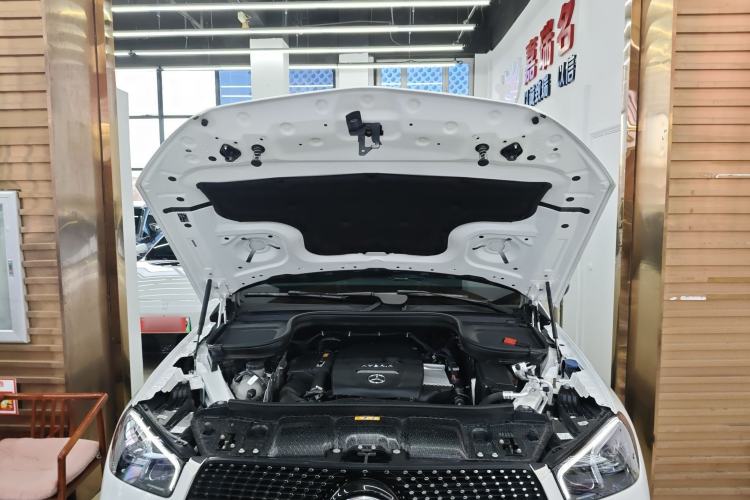 Used Mercedes-Benz GLE New Energy 2021 GLE 350 e 4MATIC Coupe SUV Engine Bay