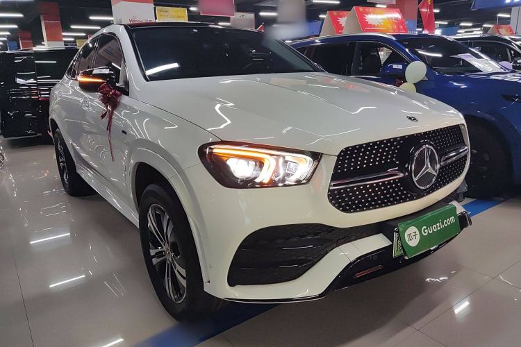 Used Mercedes-Benz GLE New Energy 2021 GLE 350 e 4MATIC Coupe SUV Front Right 45 Deg