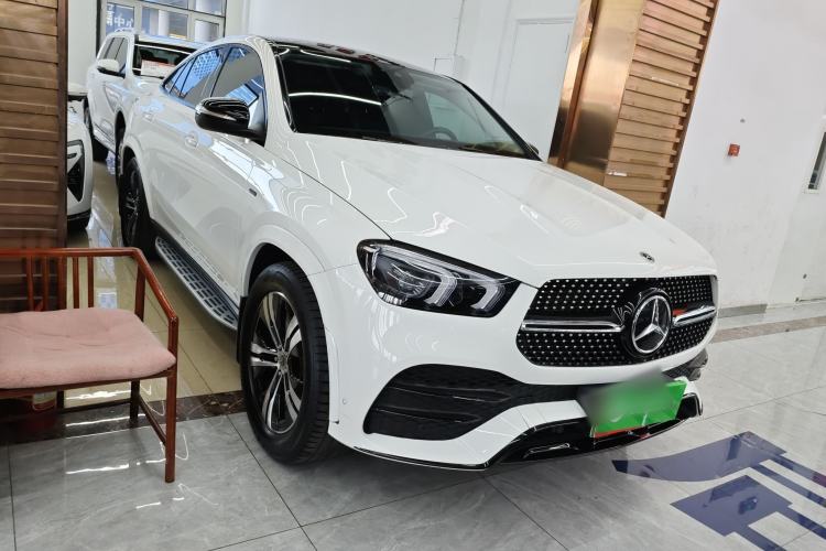 Used Mercedes-Benz GLE New Energy 2021 GLE 350 e 4MATIC Coupe SUV Front Right 45 Deg
