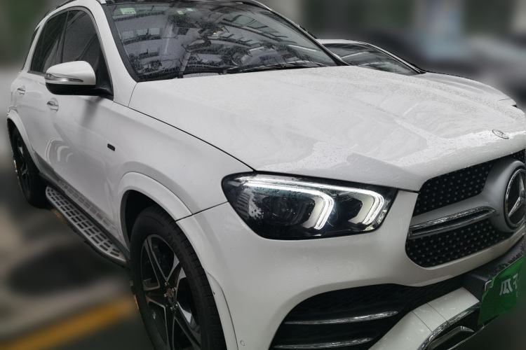 Used Mercedes-Benz GLE New Energy 2021 GLE 350 e 4MATIC Front Right 45 Deg