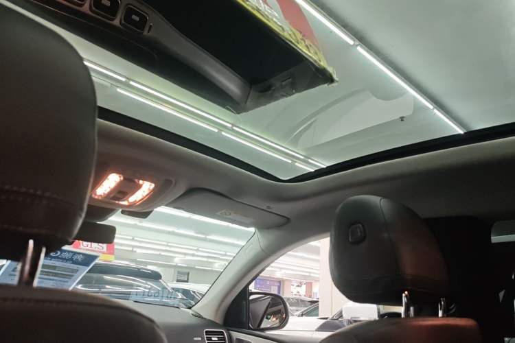 Used Mercedes-Benz GLE New Energy 2021 GLE 350 e 4MATIC Coupe SUV Headliner
