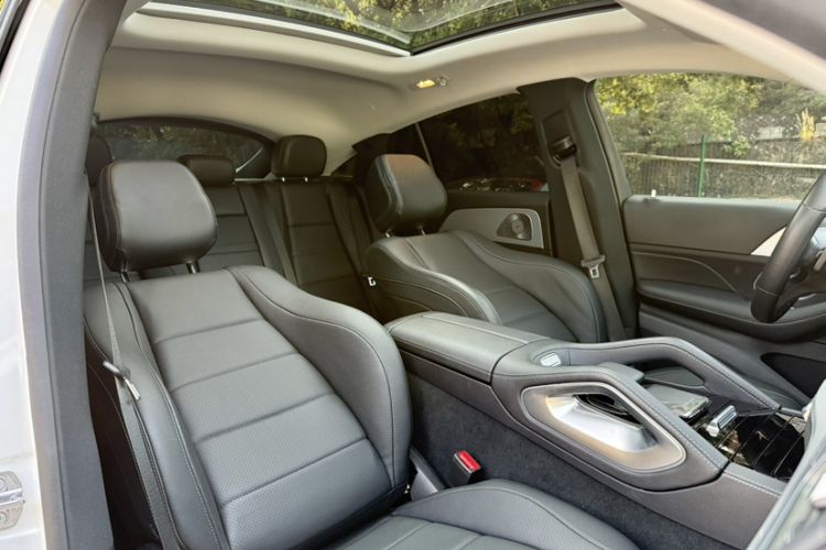 Used Mercedes-Benz GLE New Energy 2021 GLE 350 e 4MATIC Coupe SUV Interior 6