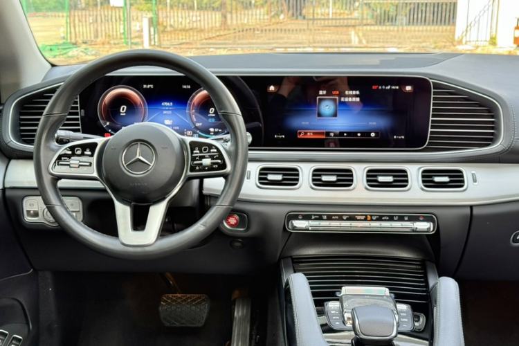 Used Mercedes-Benz GLE New Energy 2021 GLE 350 e 4MATIC Coupe SUV Interior 8