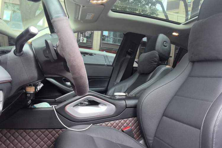 Used Mercedes-Benz GLE New Energy 2021 GLE 350 e 4MATIC Coupe SUV Left Front Seat