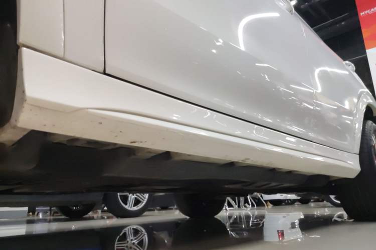 Used Mercedes-Benz GLE New Energy 2021 GLE 350 e 4MATIC Coupe SUV Left Side Sill