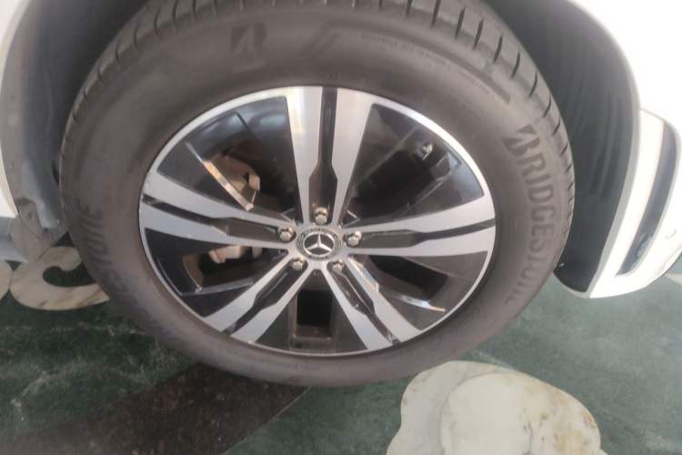Used Mercedes-Benz GLE New Energy 2021 GLE 350 e 4MATIC Right Front Wheel Hub