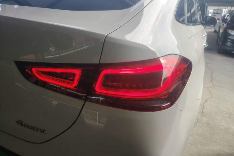 Used Mercedes-Benz GLE New Energy 2021 GLE 350 e 4MATIC Right Rear Taillight