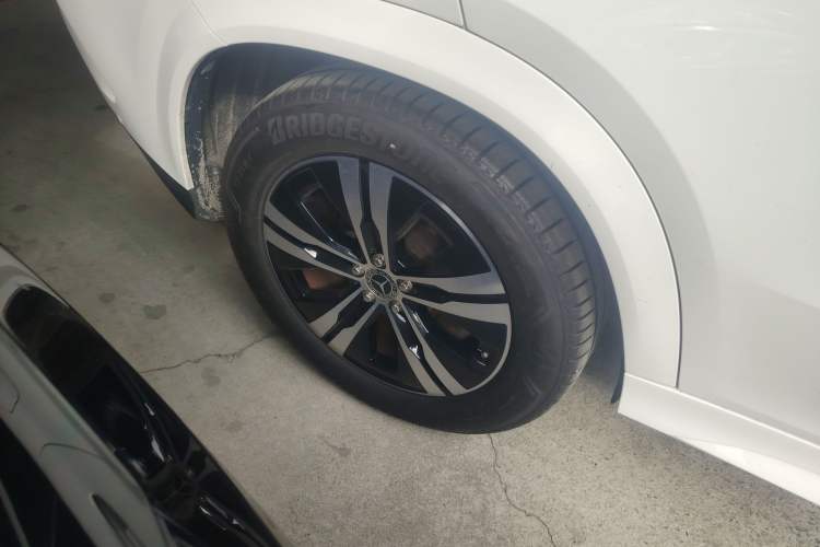 Used Mercedes-Benz GLE New Energy 2021 GLE 350 e 4MATIC Right Rear Wheel Hub