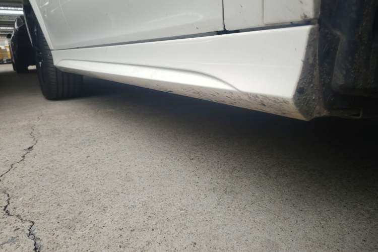 Used Mercedes-Benz GLE New Energy 2021 GLE 350 e 4MATIC Right Side Sill