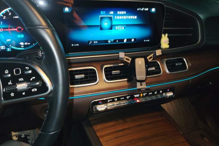 Used Mercedes-Benz GLE New Energy 2022 Restyled GLE 350 e 4MATIC Audio And AC Panel