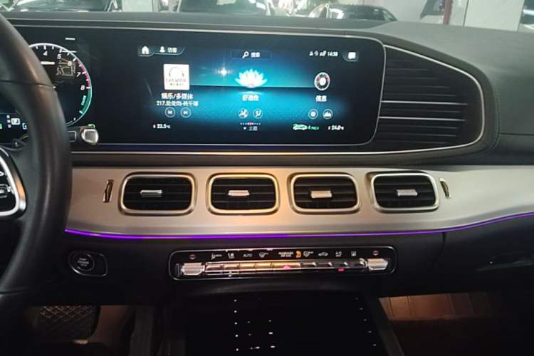 Used Mercedes-Benz GLE New Energy 2022 Restyled GLE 350 e 4MATIC Coupe SUV Audio And AC Panel