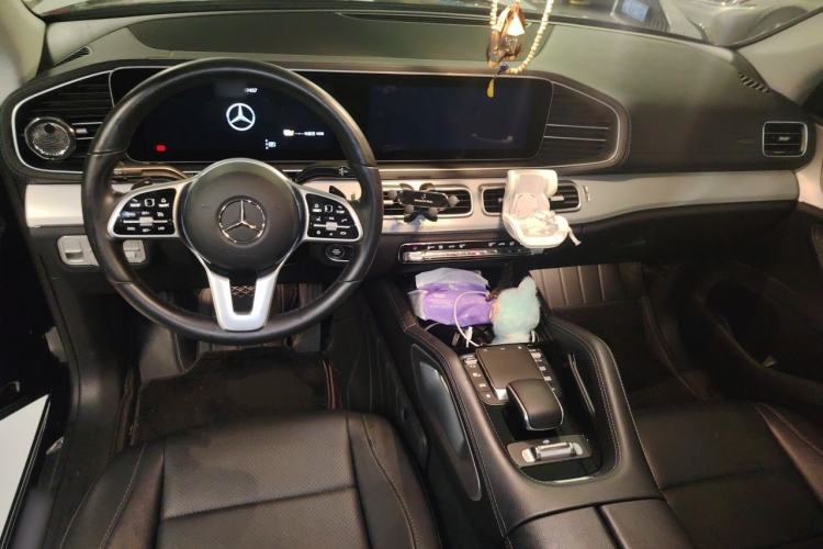 Used Mercedes-Benz GLE New Energy 2022 Restyled GLE 350 e 4MATIC Coupe SUV Center Console