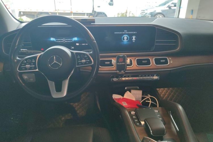 Used Mercedes-Benz GLE New Energy 2022 Restyled GLE 350 e 4MATIC Center Console