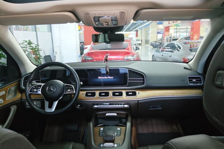 Used Mercedes-Benz GLE New Energy 2022 Restyled GLE 350 e 4MATIC Center Console