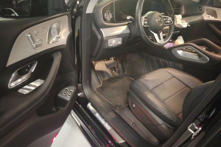 Used Mercedes-Benz GLE New Energy 2022 Restyled GLE 350 e 4MATIC Coupe SUV Driver Seat