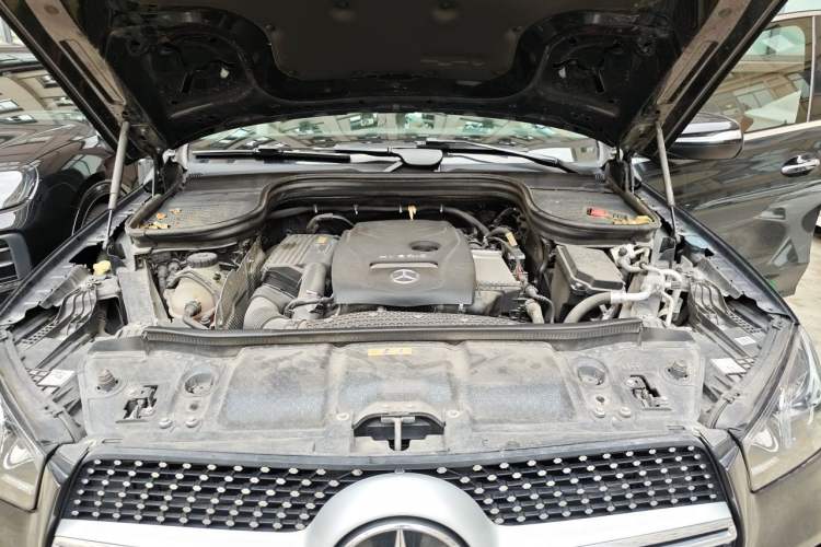 Used Mercedes-Benz GLE New Energy 2022 GLE 350 e 4MATIC Engine Bay