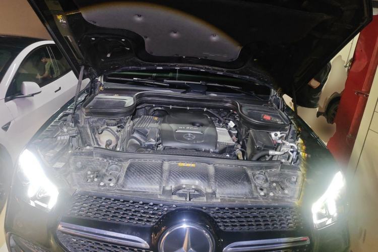 Used Mercedes-Benz GLE New Energy 2022 GLE 350 e 4MATIC Coupe SUV Engine Bay
