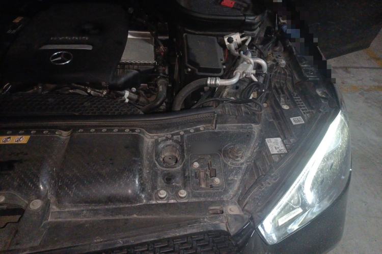 Used Mercedes-Benz GLE New Energy 2022 Restyled GLE 350 e 4MATIC Coupe SUV Engine Bay Left
