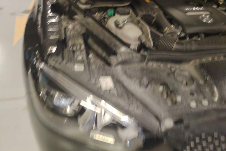 Used Mercedes-Benz GLE New Energy 2022 Restyled GLE 350 e 4MATIC Coupe SUV Engine Bay Right