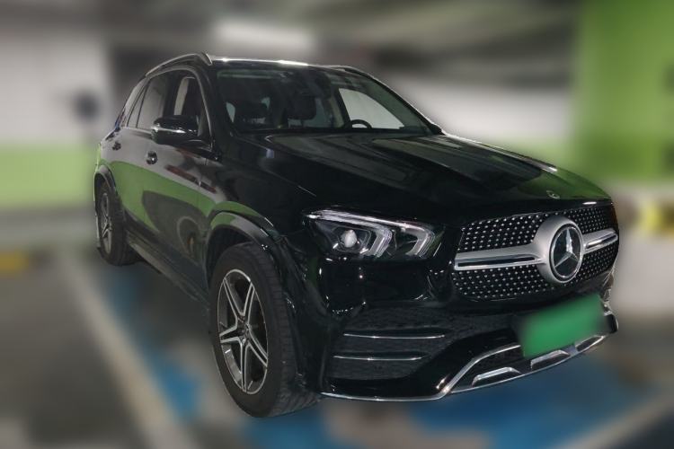Used Mercedes-Benz GLE New Energy 2022 Restyled GLE 350 e 4MATIC Front Right 45 Deg