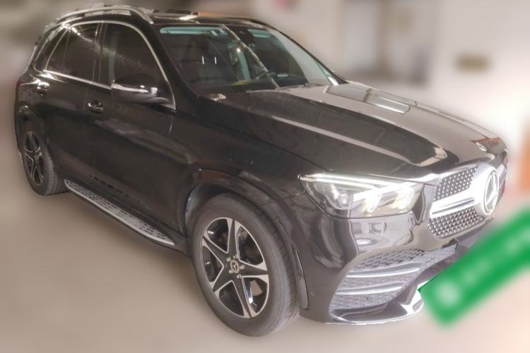 Used Mercedes-Benz GLE New Energy 2022 Restyled GLE 350 e 4MATIC Front Right 45 Deg
