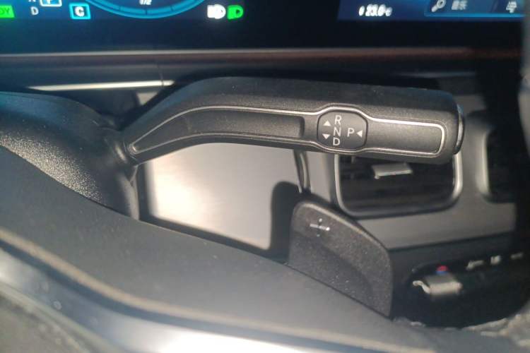 Used Mercedes-Benz GLE New Energy 2022 Restyled GLE 350 e 4MATIC Coupe SUV Gear Lever