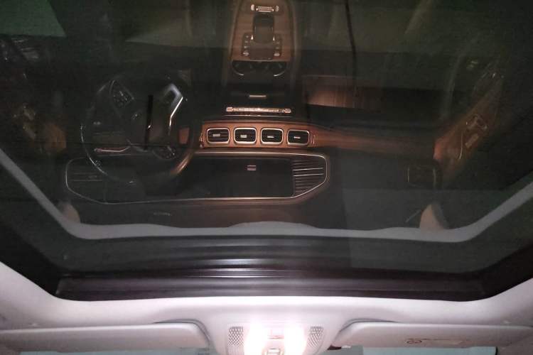 Used Mercedes-Benz GLE New Energy 2022 Restyled GLE 350 e 4MATIC Headliner