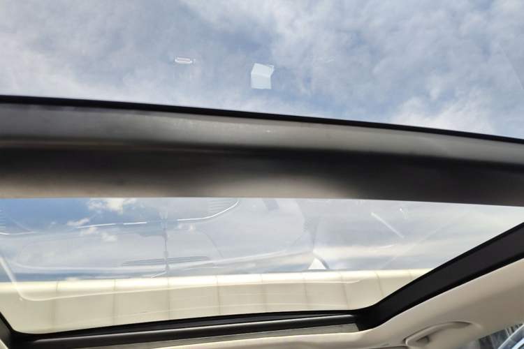 Used Mercedes-Benz GLE New Energy 2022 Restyled GLE 350 e 4MATIC Headliner
