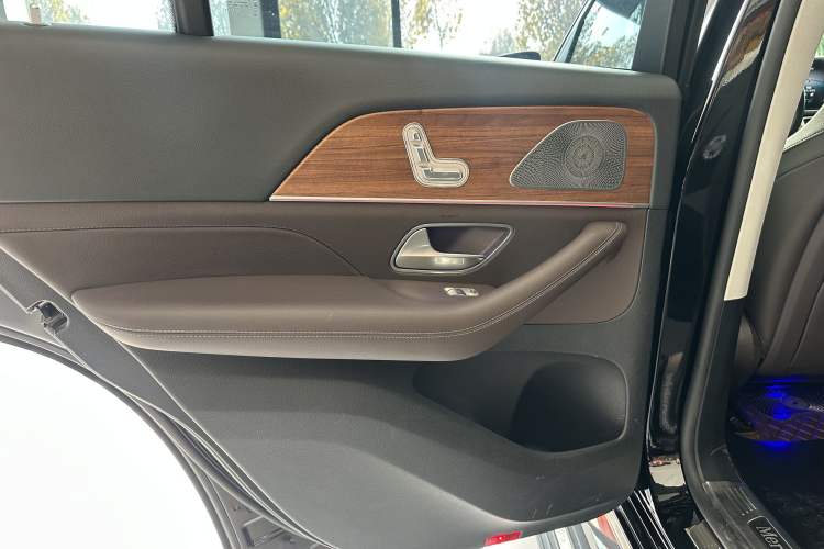 Used Mercedes-Benz GLE New Energy 2022 GLE 350 e 4MATIC Interior 11