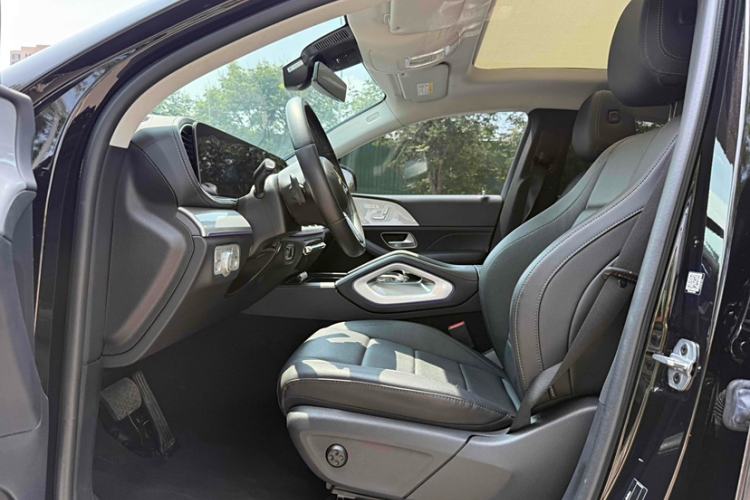 Used Mercedes-Benz GLE New Energy 2022 GLE 350 e 4MATIC Coupe SUV Interior 14