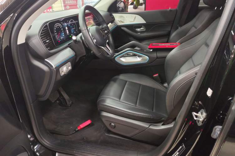 Used Mercedes-Benz GLE New Energy 2022 GLE 350 e 4MATIC Coupe SUV Left Front Seat