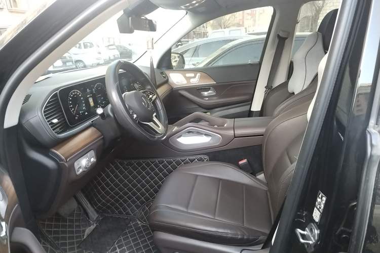 Used Mercedes-Benz GLE New Energy 2022 Restyled GLE 350 e 4MATIC Left Front Seat
