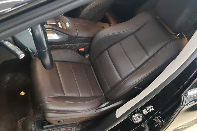 Used Mercedes-Benz GLE New Energy 2022 Restyled GLE 350 e 4MATIC Left Front Seat