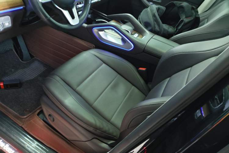 Used Mercedes-Benz GLE New Energy 2022 Restyled GLE 350 e 4MATIC Left Front Seat