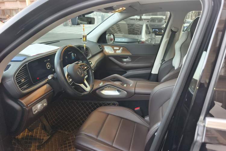 Used Mercedes-Benz GLE New Energy 2022 Restyled GLE 350 e 4MATIC Left Front Seat